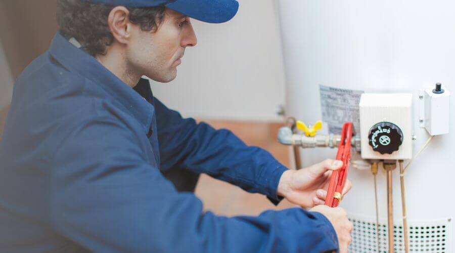 Local annual plumbing maintenance in Mackinaw, IL